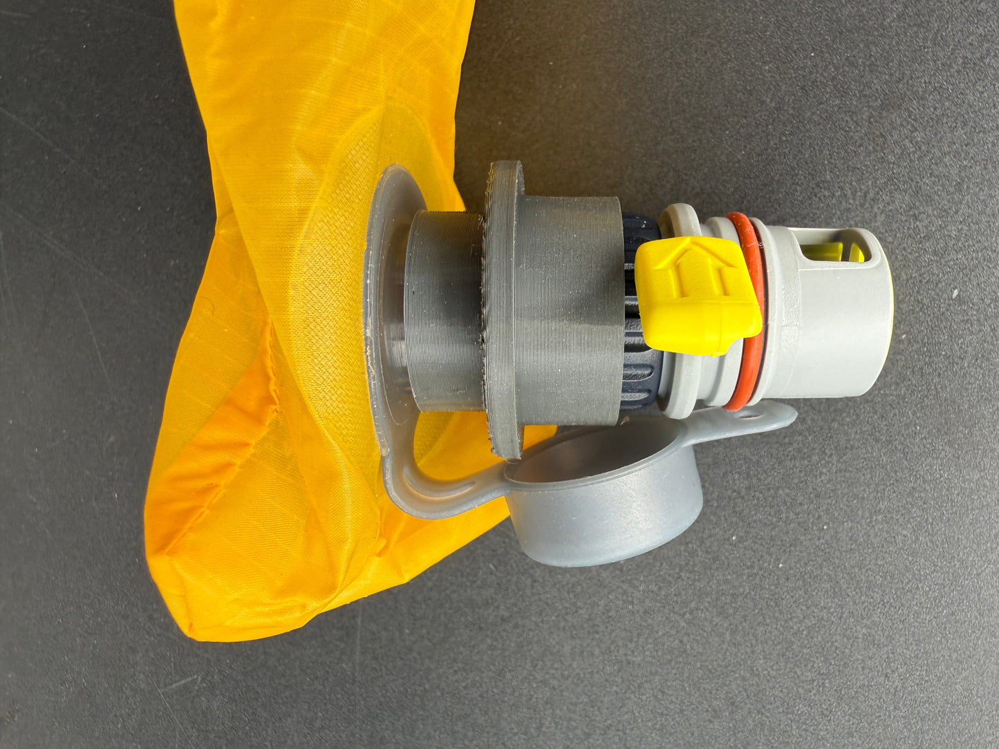 3D-Druckfile zum Gratis Runterladen: Adapter für das THERMAREST Winglock™-Ventil und BIG AGNES Aufblasventil zum EXPED Schnozzel Pumpbag und anderen EXPED-Pumpen