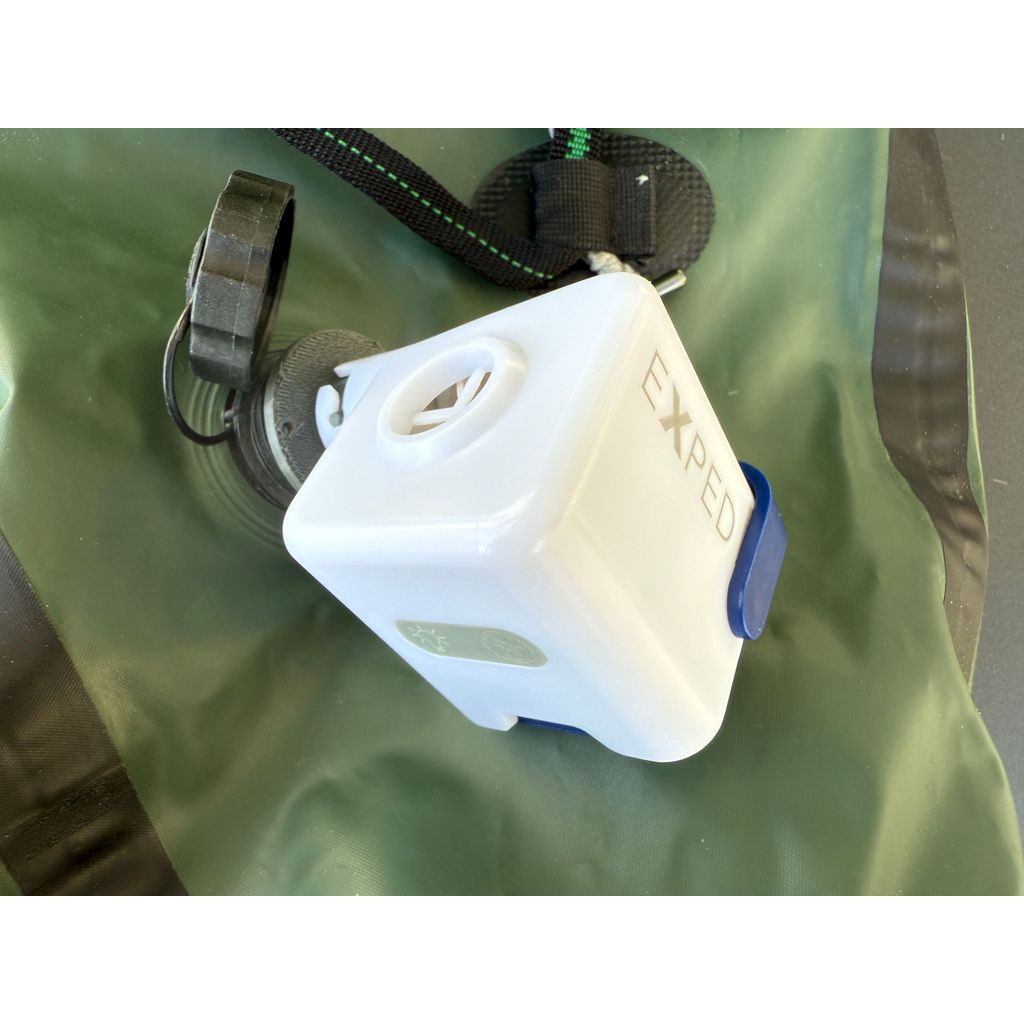 3D-Druckfile zum Gratis Runterladen: Adapter für das Aufblasventil des NORTIK Packboots sowie grossem Flachventil von KAIKIELLA, WECHSEL UND EXPED zur Karabinerfassung von Exped Mega Pump und Widget Pump